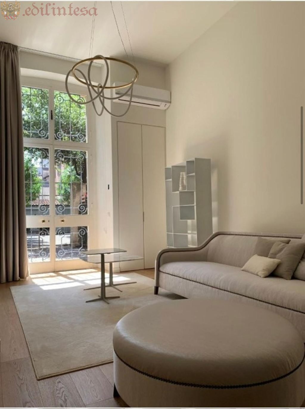 Milano Via Filzi Loft in locazione totalmente ristrutturato con arredo di design